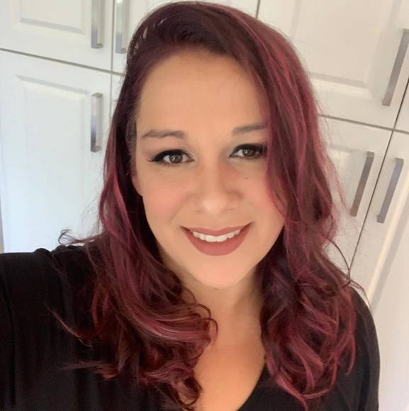 Meet your Posher, Kristen - Picture 1 of 1